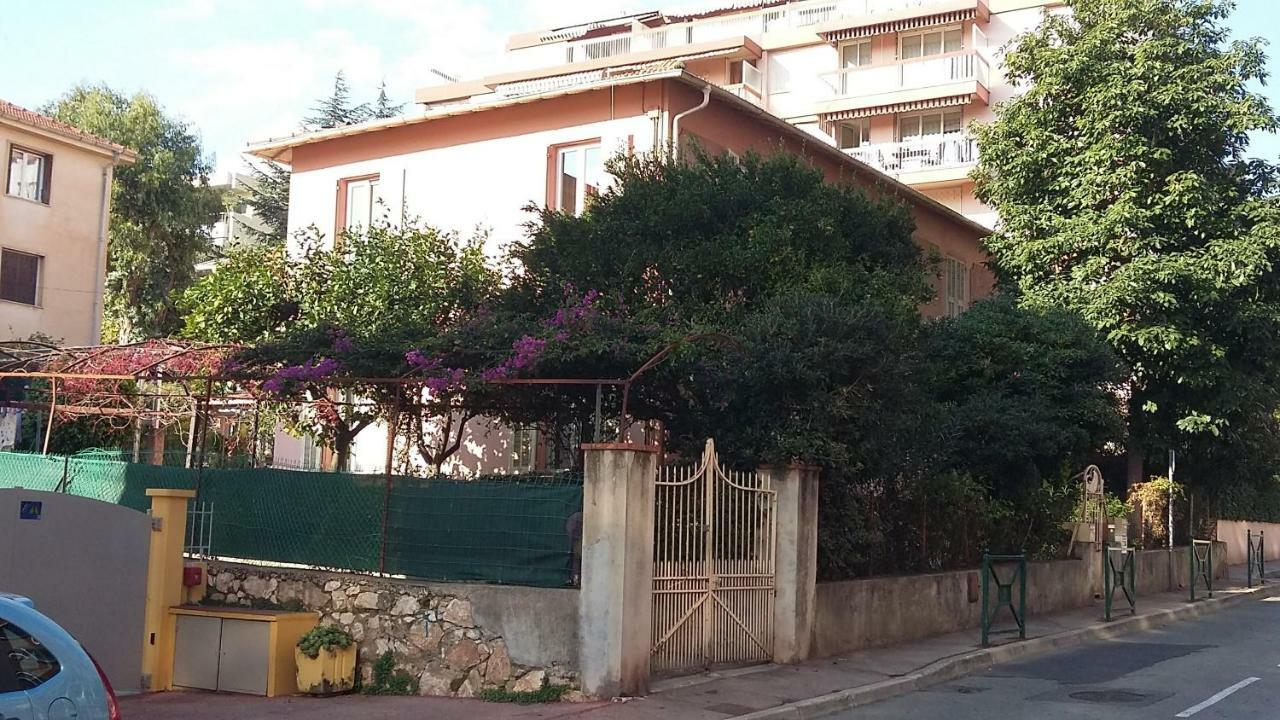 Villa Ladore, Apt 2 Chambres Dans Maison, 55M2, 100M Des Plages, Parking Roquebrune-Cap-Martin Exterior photo